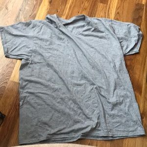 Mens tshirt fruit of the loom sz. Xl gray & white